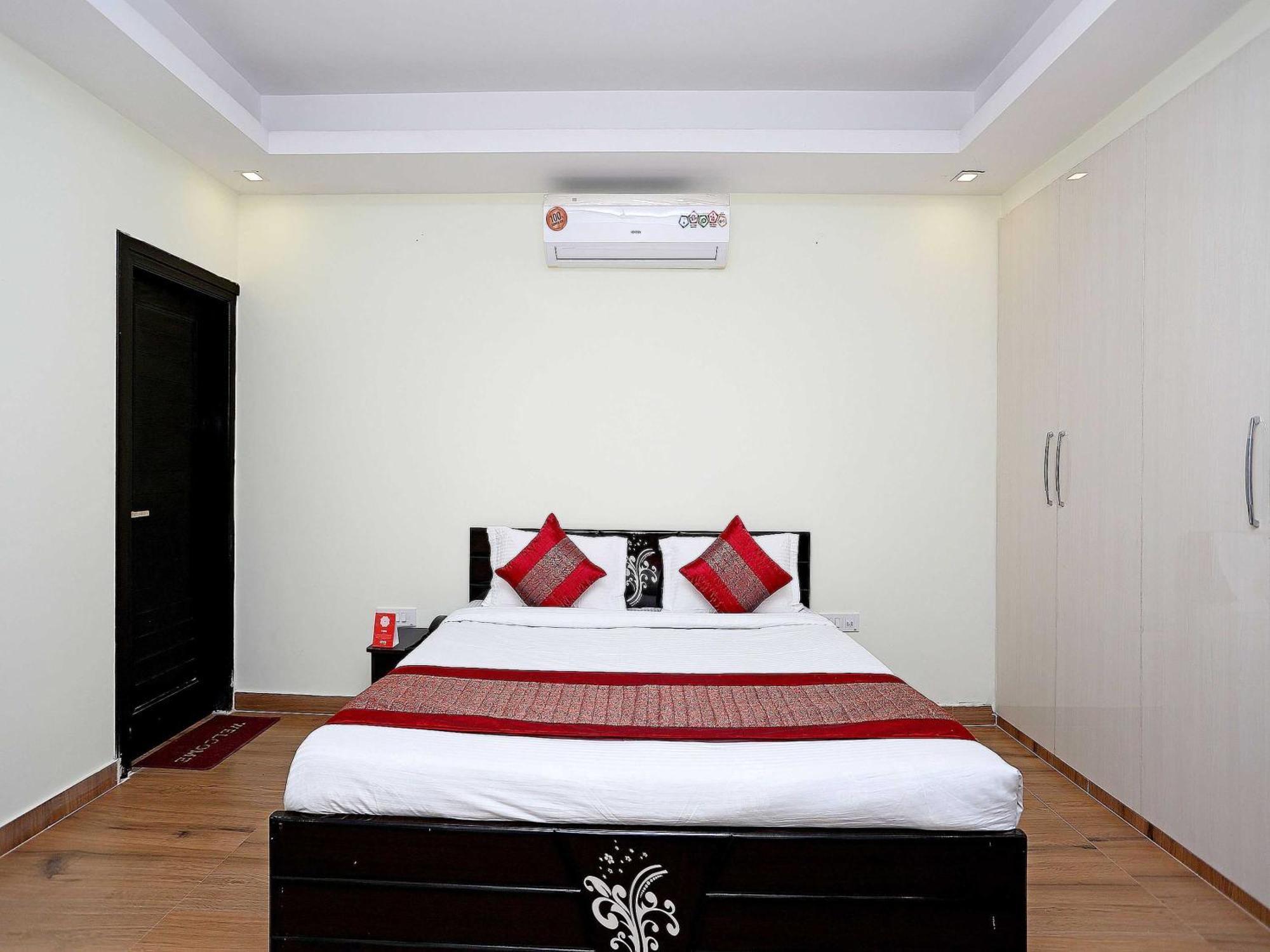 OYO 11090 Maira Homes Faridabad Exterior foto