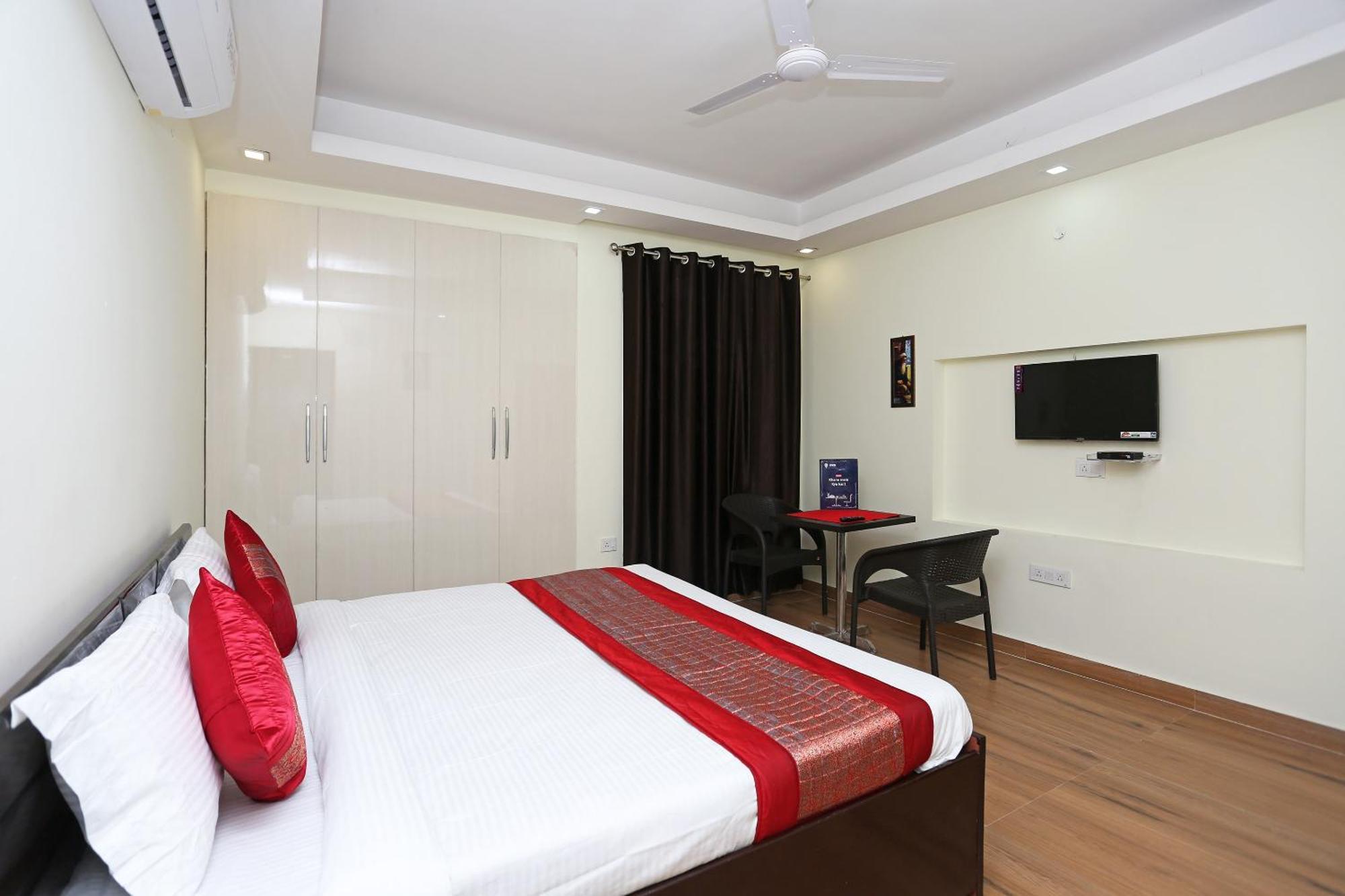 OYO 11090 Maira Homes Faridabad Exterior foto